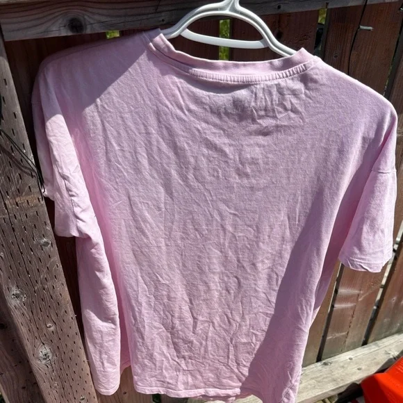 Glinda from Wicked size small pink t-shirt GUC women’s - Picture 4 of 5